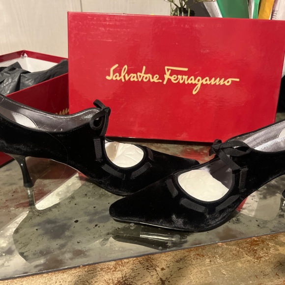 Salvatore Ferragamo Heels - Picture 6 of 8